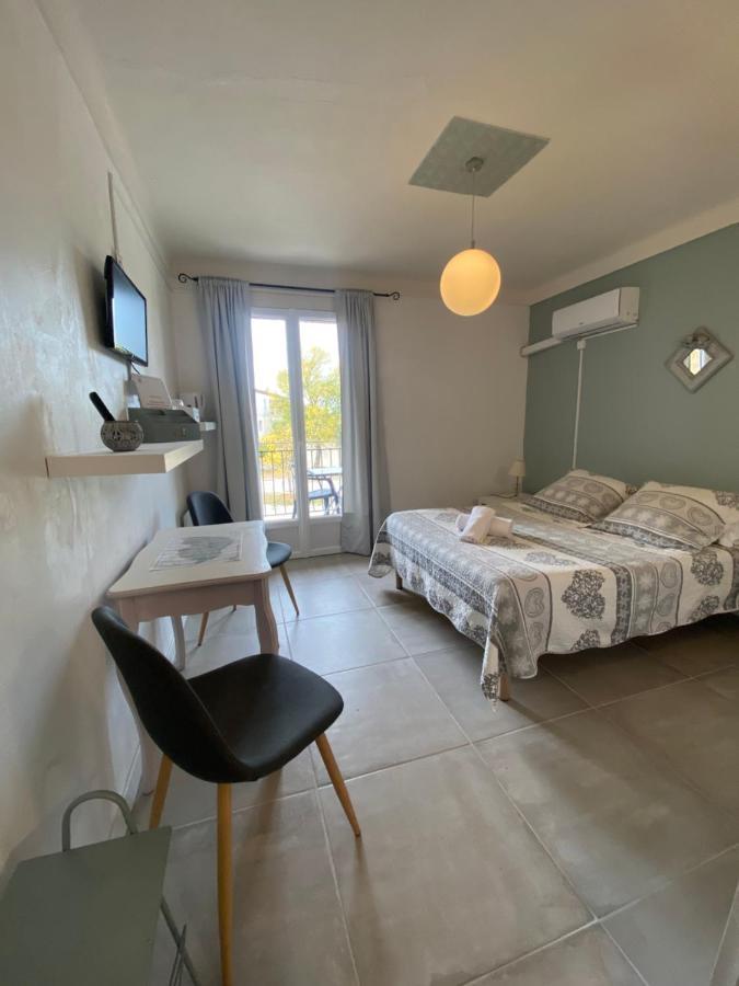 Hotel Carina Apt Luaran gambar